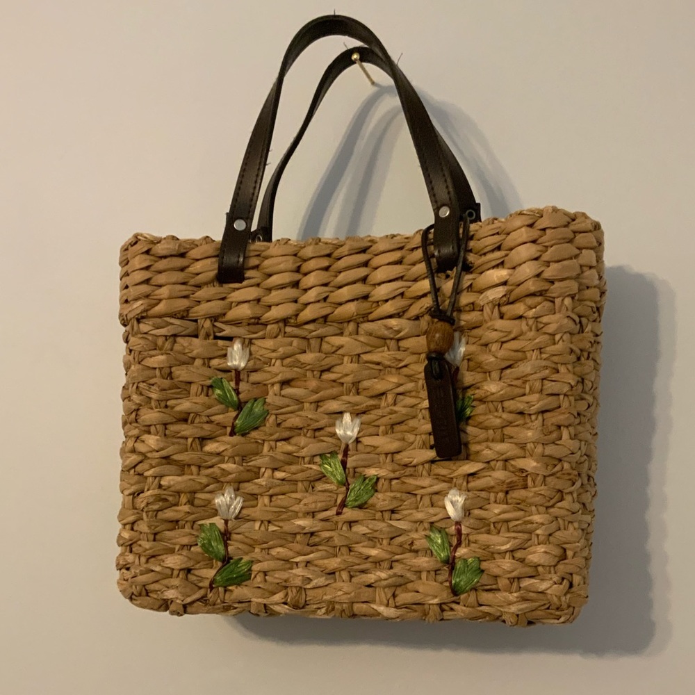 ESPRIT 1996 Tan Woven Basket Bag with Floral Accents
